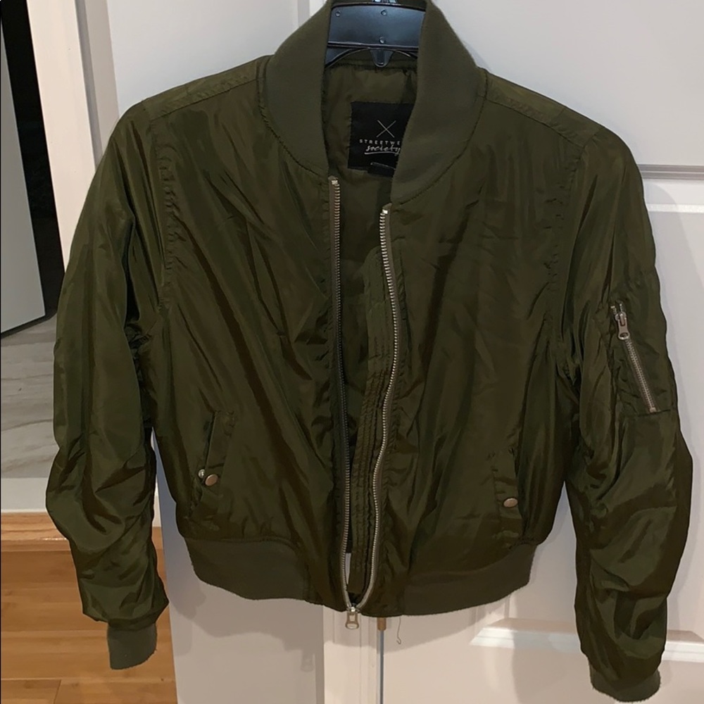 Streetwear olive green jacket